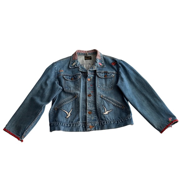 Wrangler Jackets & Blazers - Wrangler VTG Made in USA Black Label Hand Embroidered Hippie Trucker Jacket M‎